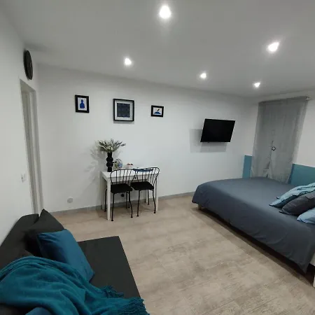 Pazzariello Holiday - Casa Vacanza Centro Storico Appartamento *